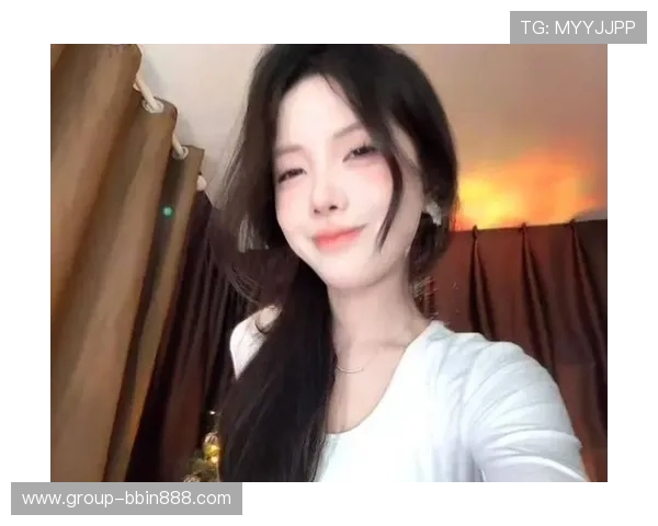 在PA真人网体验最专业的真人主播在线互动打造极致的娱乐享受